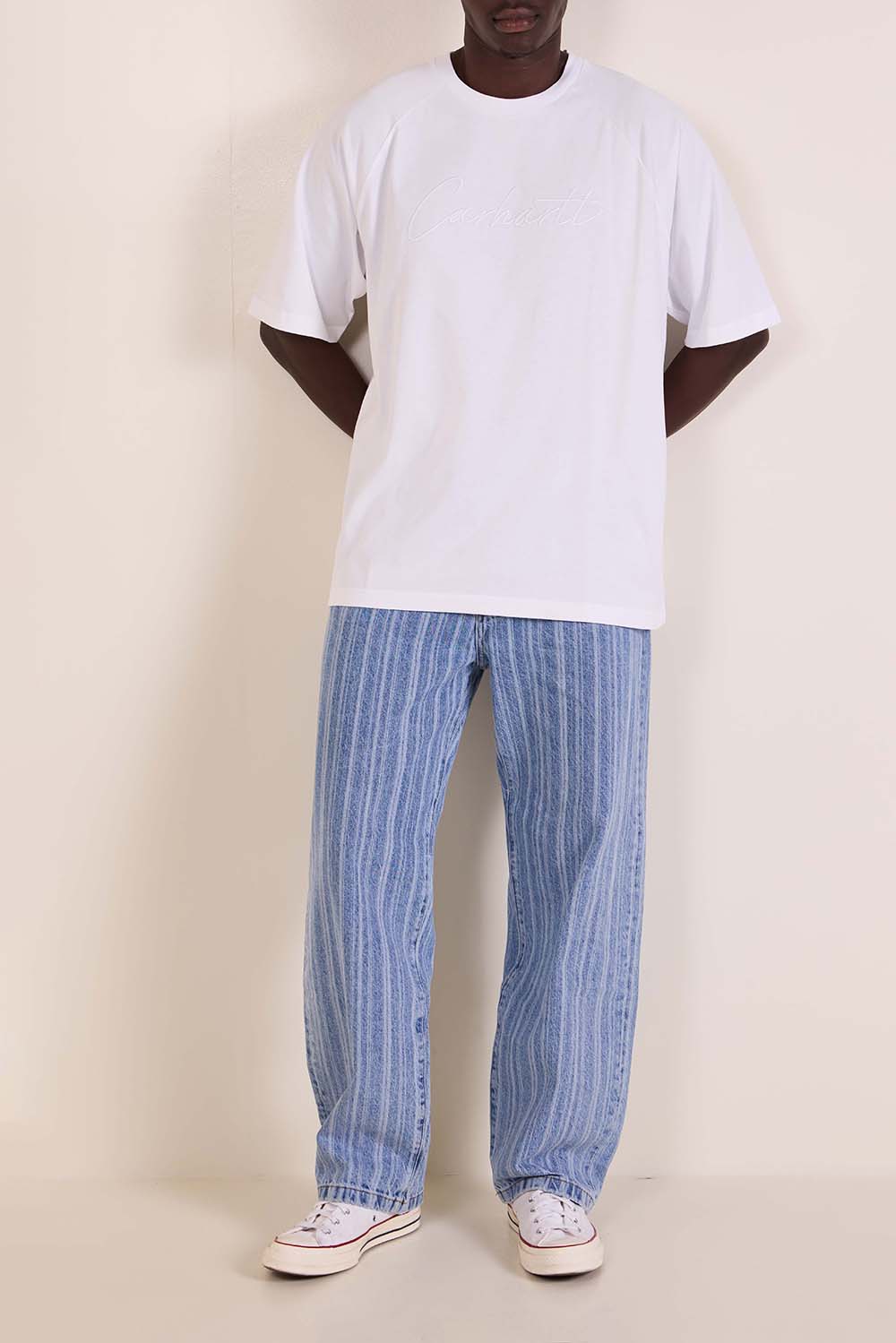 חולצת טי בגזרה משוחררת